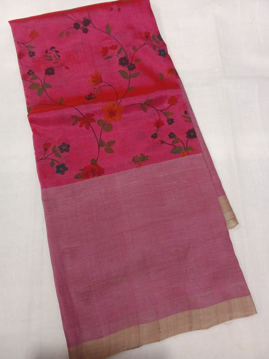 Hand woven mangalagiri (LT) 3D silk cotton screen print sarees without zari border 
Blouse : 80 cm contrast 