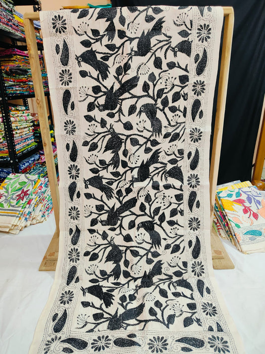 These are Tussar Slik  kantha stoles
Length 2.15/2.2 meter ( Approx)
Bohor 22' (Approx)