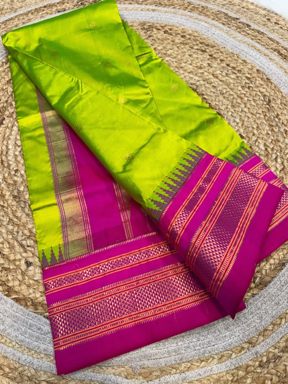 *All New Colours* 

*Exclusive silk ilkal saree*
*Pure silk korvai temple border* with *body butta* design superior quality ilkal saree & contrast blouse 
6.10mtrs length 
Full body pure silk 
Border, pallu & blouse semi silk 