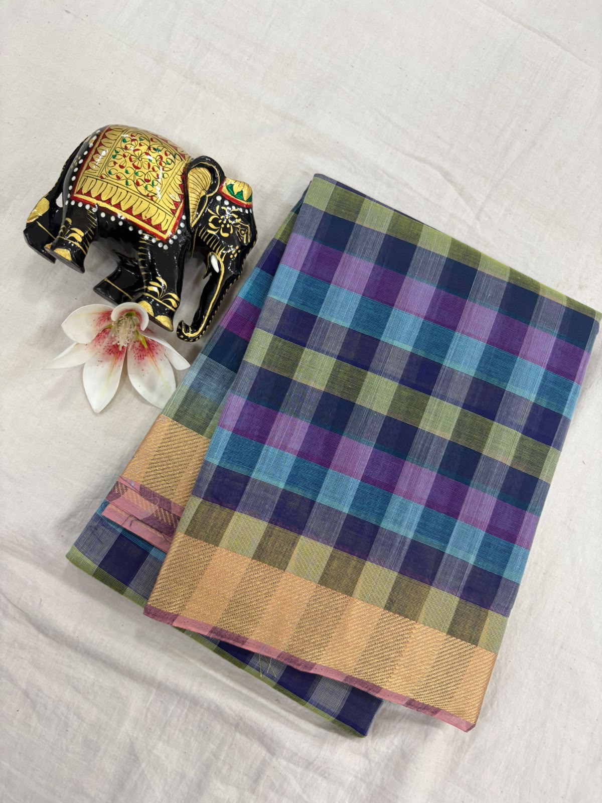 *Pure Mangalagiri Cotton Sarees*

*Saree Allover Multi Colour Checks*

*Pallu and Blouse Contrast*