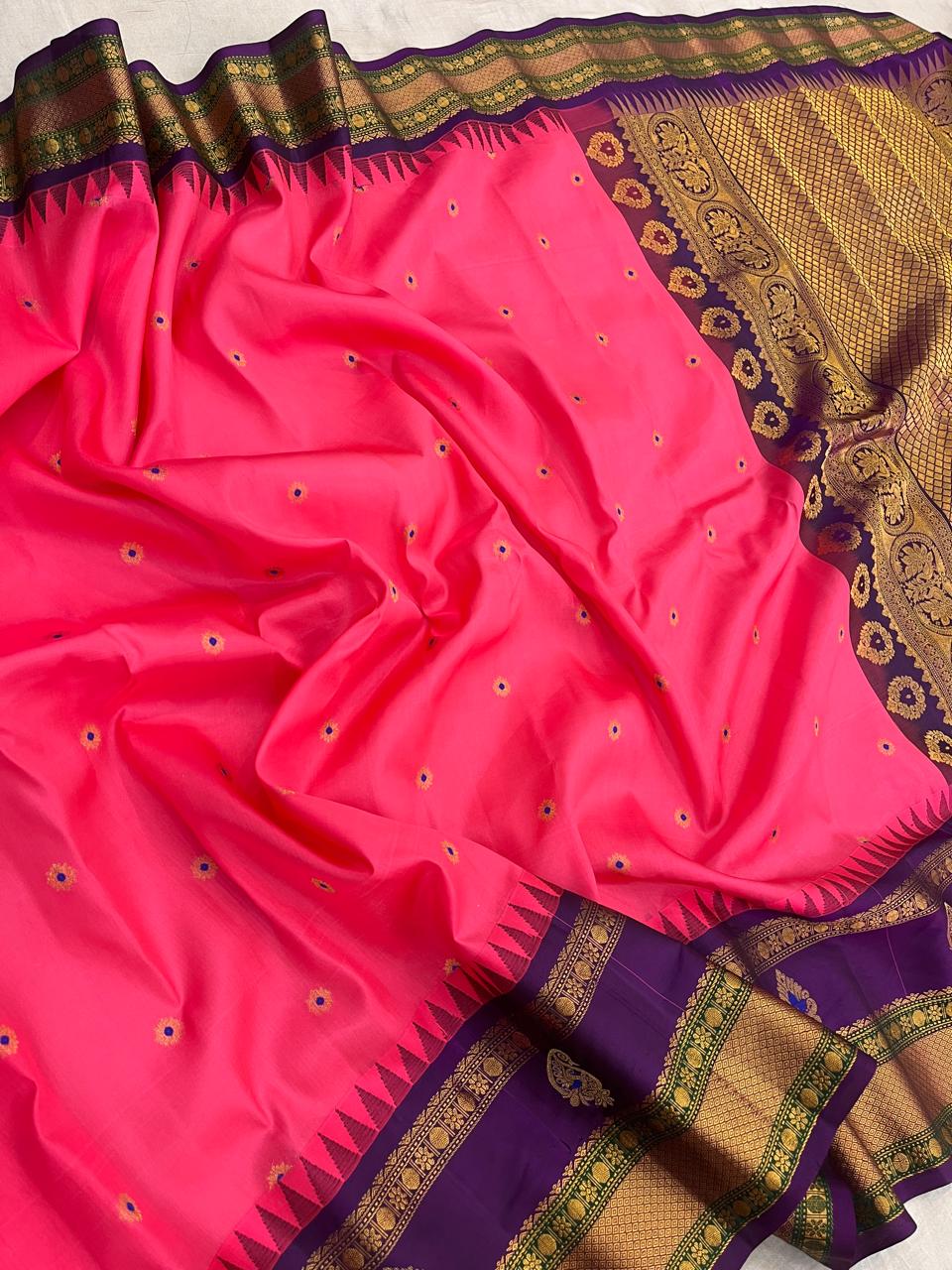 Mahrina | Pure Pattu Gadwal Sarees