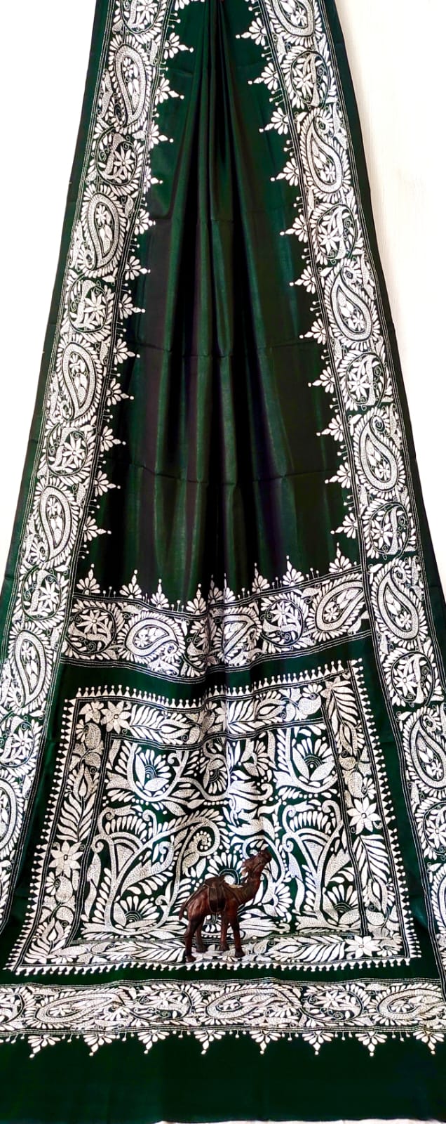 Beautiful kantha work on blended Bangalore silk

With kantha stich work bp