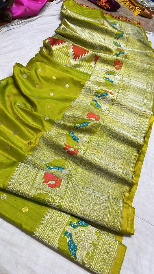 ✨✨Pure Gadwal Traditional
           Meenakari turning
           Border Pattu Sarees ✨✨