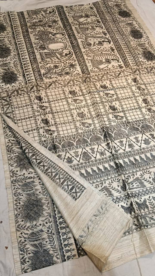 Fabric..Tussar by Ghicha with Beautiful All over Madhubani Hand paintingsilk sarees..
Premium quality and Fast delivery
Length 6.50 meter..Quality will be pure Handloom silk sarees..
