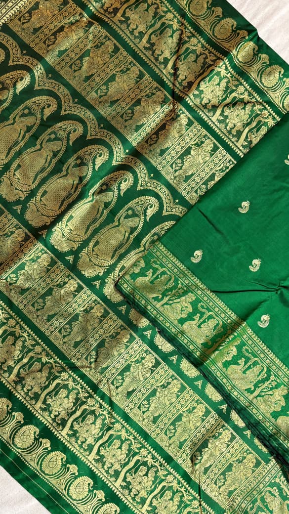 Baluchari sarees.
Material silk with bp.
With silkmark.
