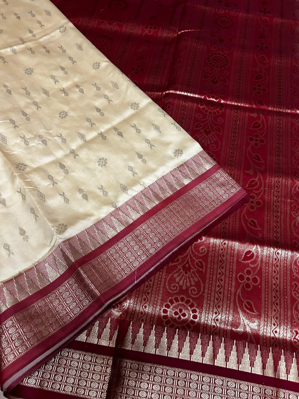 Sunandhaa | Sambhalpuri saree