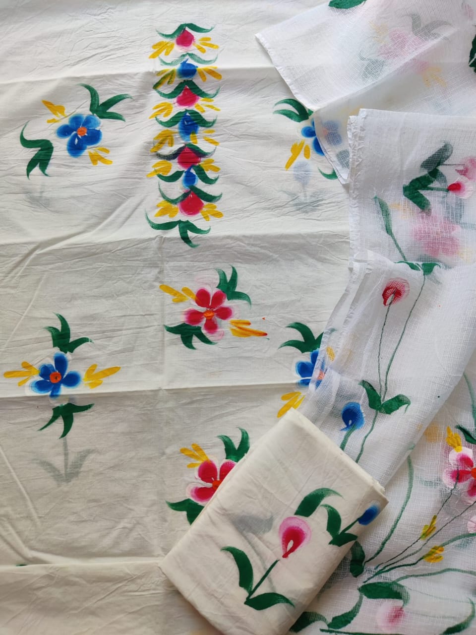 Block printed cotton suit with kota doriya duppta 
Top @ bottom *cotton*
Duptta  *kota doriya*