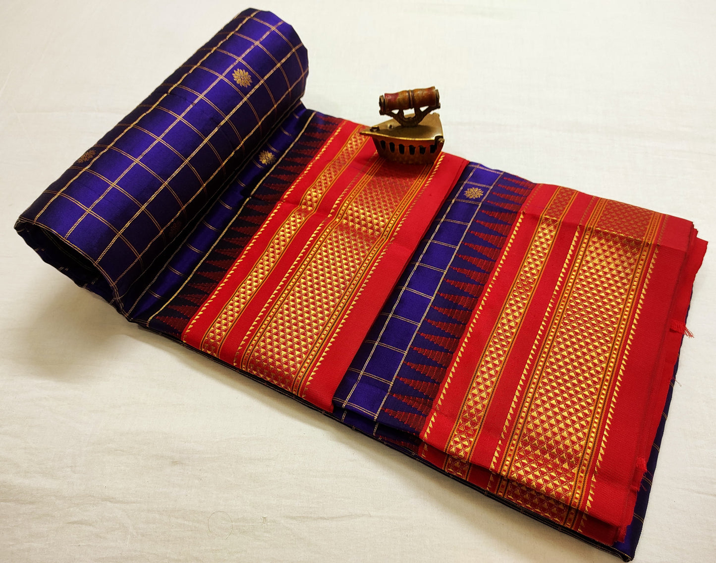 Amy-ilkal-pure-silk-saree Checked Ilkal Pure Silk Saree