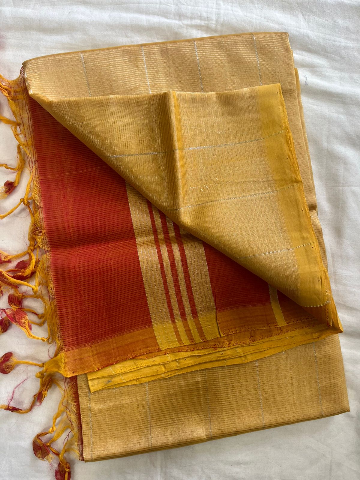 **Material **:- Mangalagiri handloom pattu by cotton 

**Model **:- all-over zari lines model sarees 

Contrast zari lines pallu & blouse