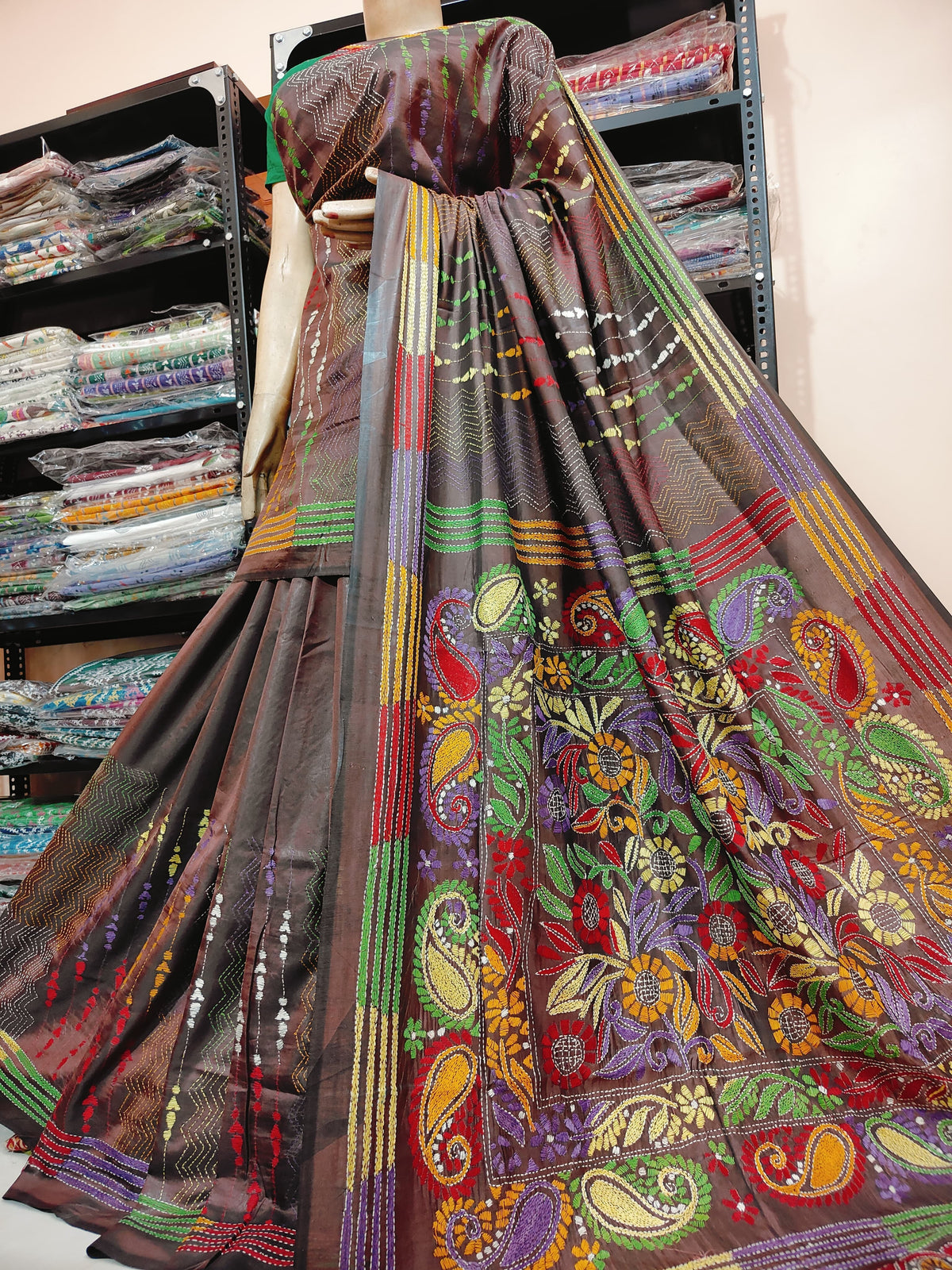 Traditional Shantiniketan hand Kanthastitch saree On 
Belendend bangalore silk Material 
With Kanthastitch Work Bp