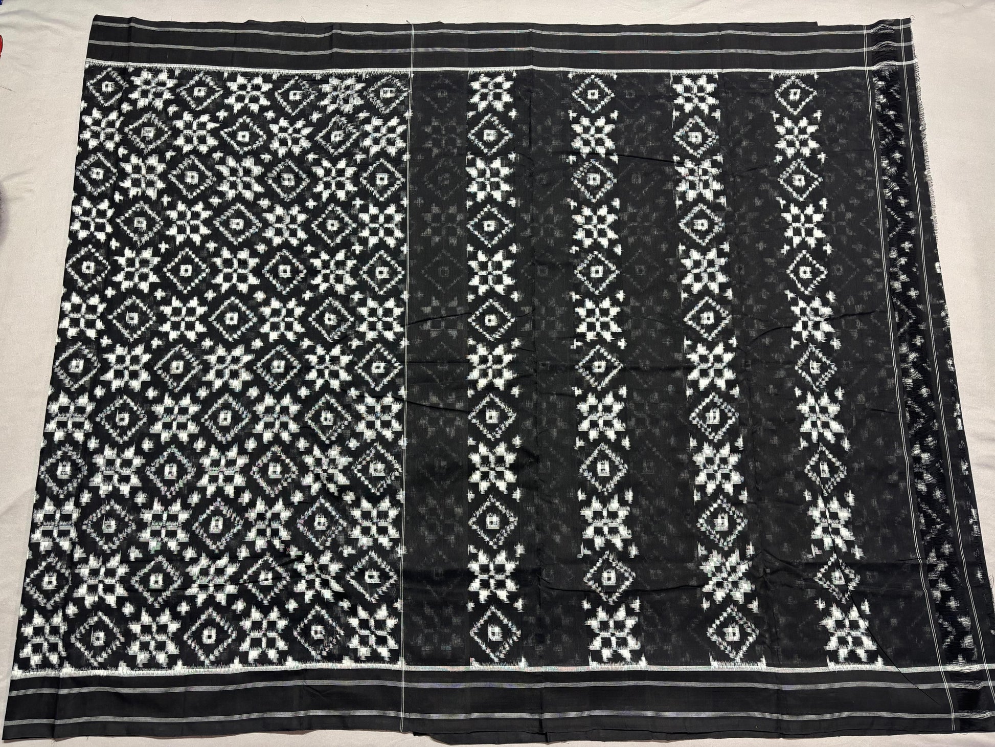 💐FABULOUS COLLECTIONS OF SPECIAL TELIYA RUMAL MESRISED COTTON SAREES💥

💐with blouse

💐thread count:-100

💐Exclusive designs