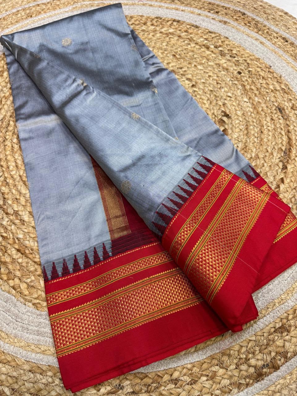 *All New Colours* 

*Exclusive silk ilkal saree*
*Pure silk korvai temple border* with *body butta* design superior quality ilkal saree & contrast blouse 
6.10mtrs length 
Full body pure silk 
Border, pallu & blouse semi silk
