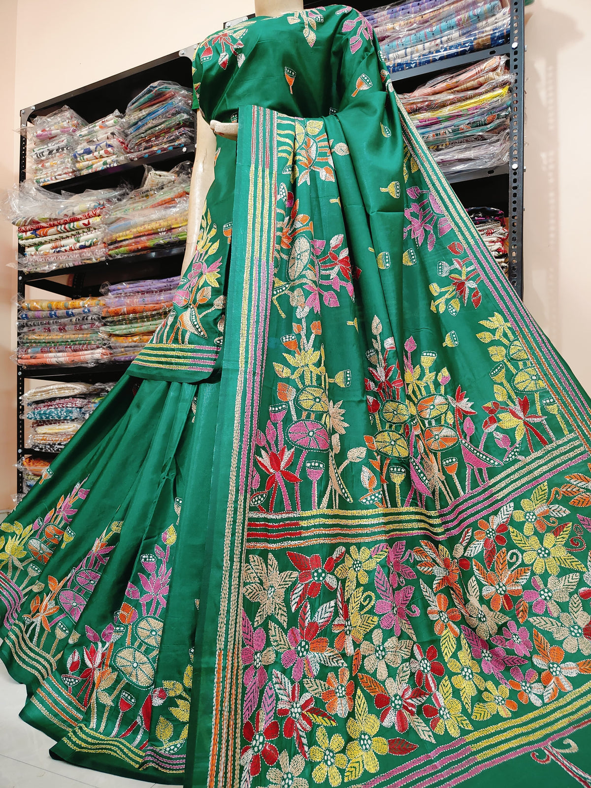 Traditional Shantiniketan hand Kanthastitch saree On 
Belendend bangalore silk Material 
With Kanthastitch Work Bp