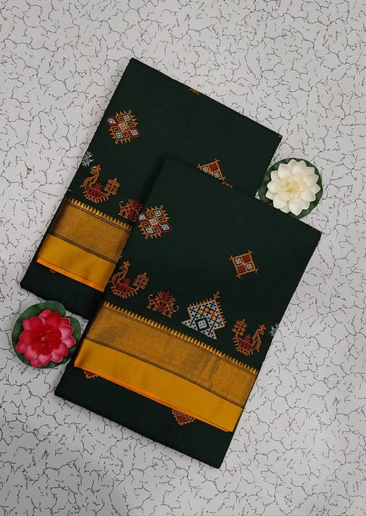 Zaheera | Karnataka Kasuti work cotton saree in black Color