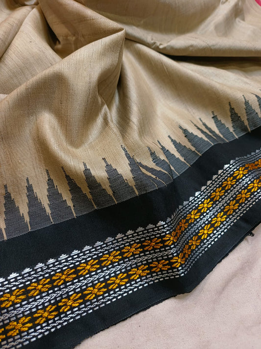 *100% pure tussar handloom vidarbha temple border saree with contrast blouse*
Pure tussar saree
Handloom weaved 
Best quality 
