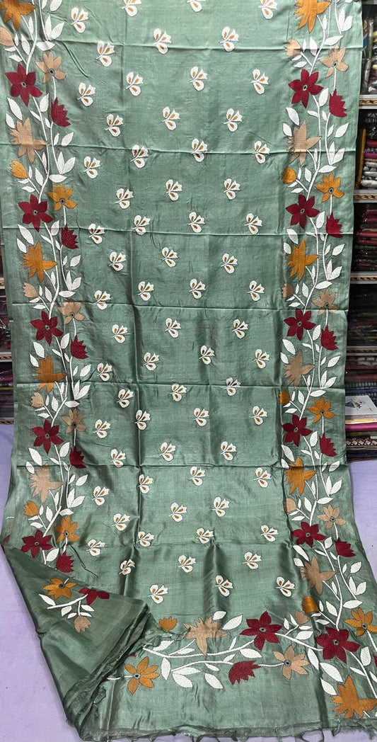 Available tashar katha stich saree
With bp
With silk mark
