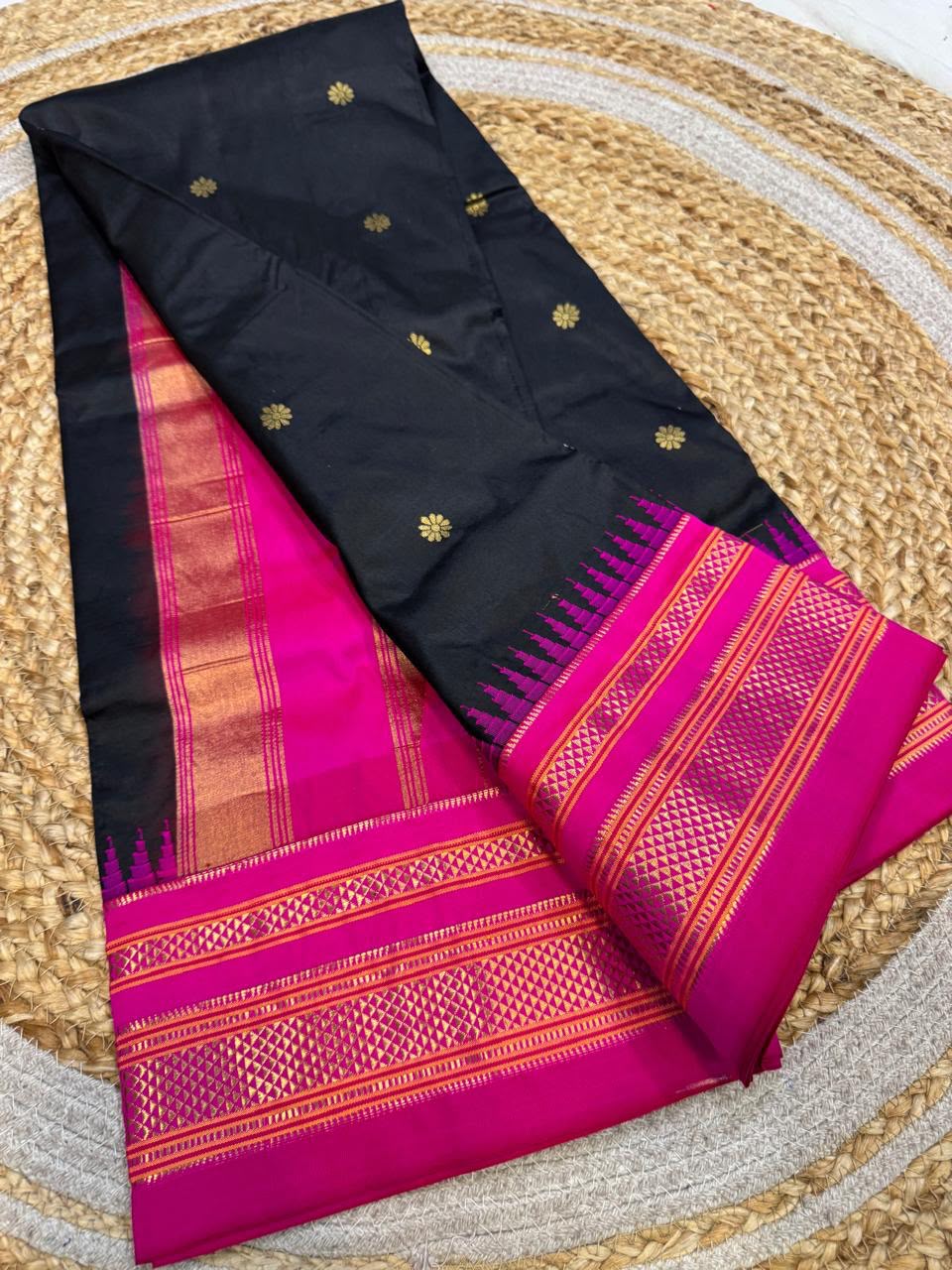 *All New Colours* 

*Exclusive silk ilkal saree*
*Pure silk korvai temple border* with *body butta* design superior quality ilkal saree & contrast blouse 
6.10mtrs length 
Full body pure silk 
Border, pallu & blouse semi silk
