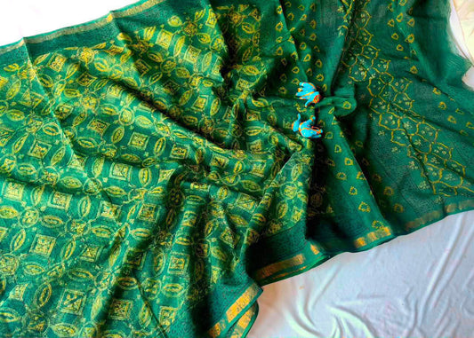 Summer special collection
Vanaspati ajark print

🥻🥻🥻🥻🥻🥻
 Kota saree new collection of Bagru print 
New collection Saree Kota Doriya .
Hand made 
Block print , Dabu print , Bagru print , vaspati print, ajark prijt
Saree length 5.5 mtr
Blouse.  80cm
Hand block printed