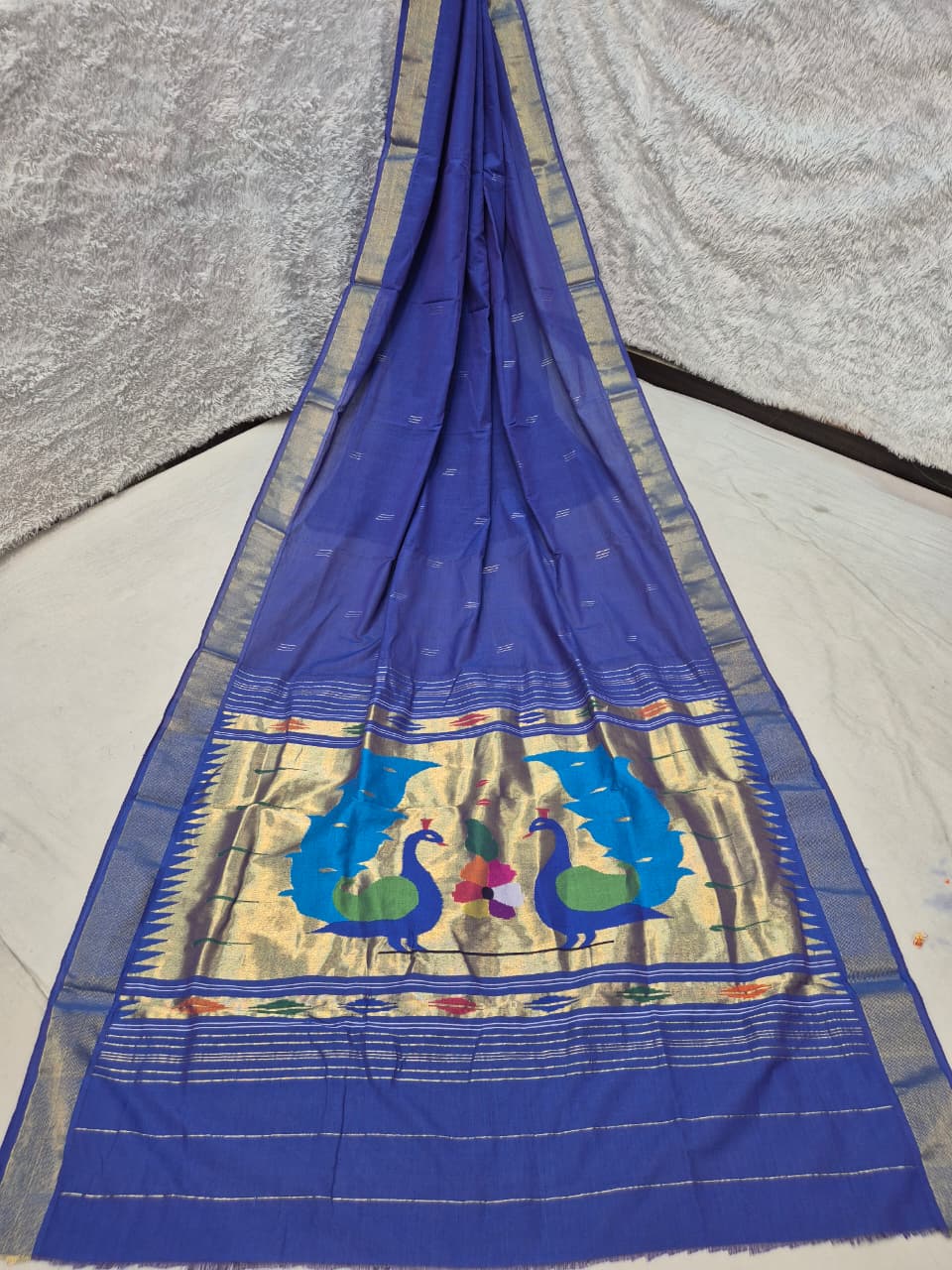 *Yeola cotton paithani*
Pure cotton 
Handloom saree
Patta border 
Running blouse 
Shoulder butta 