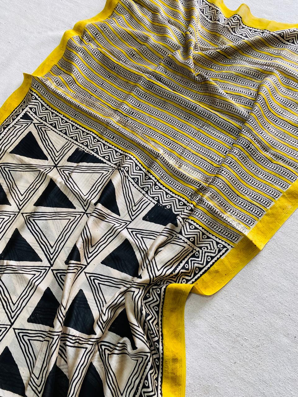 Let’s Wear #ethicallymade✅
🍁Beautifully Crafted Maheshwari Silk Saree  collection🍁
 Specially Designed in Bagru  jahota rapid dabu hand block print
100% Natural Dye
Fabric : Maheshwari Silk 
Length : 5.5 Meters
Blouse Piece : 0.90 Meter

