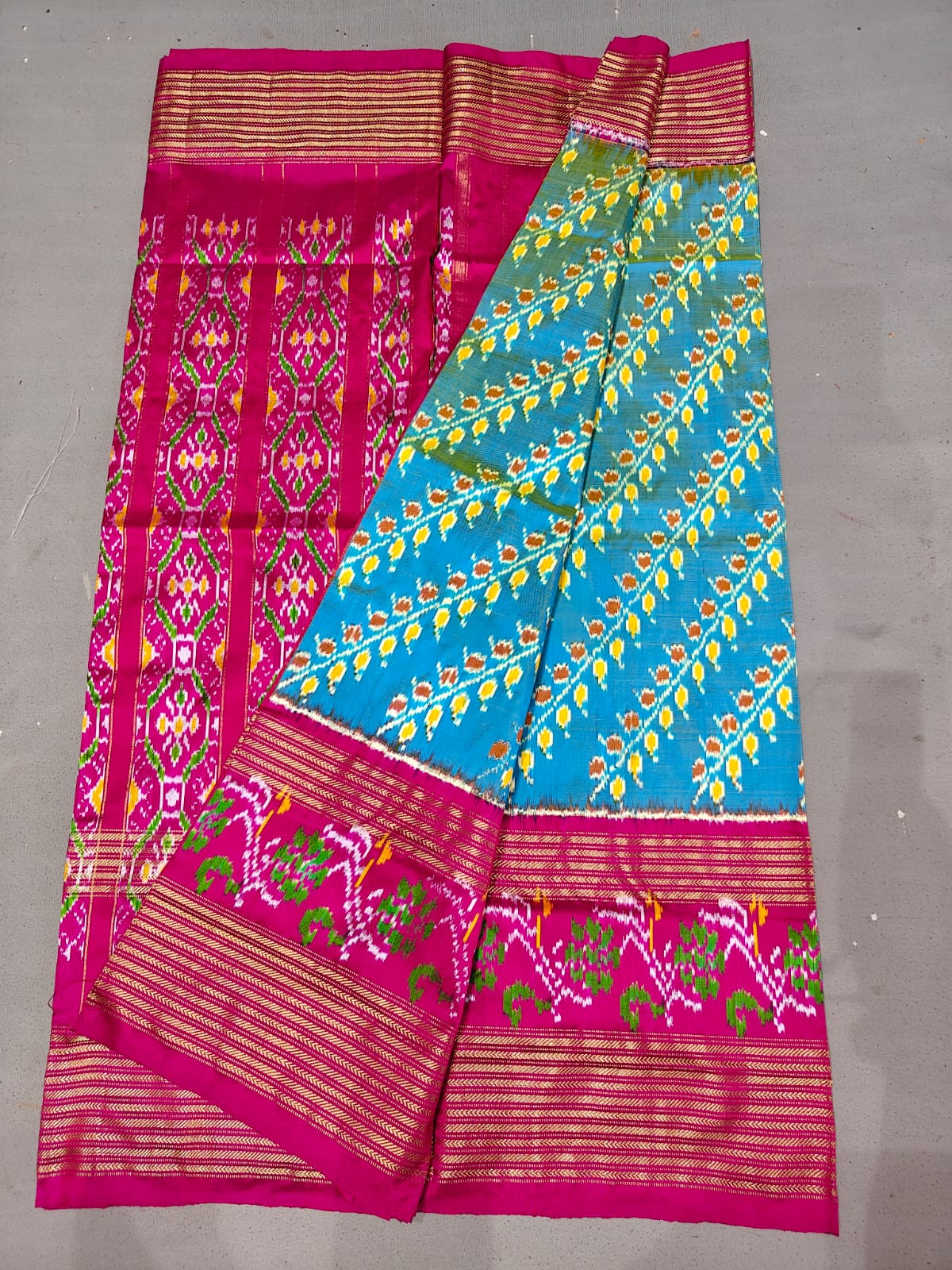Latest and Exclusive 
*IKKAT SILK  SAREES*

👉🏻 *EXCLUSIVE   SPL DESIGN SAREES** 

Silk mark Certified 
Double weaving 


*Spl KADDI PET BORDER SAREES*
