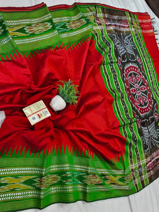 *Pure raw silk handloom Ikkat and vidarbha temple border saree with contrast blouse*
Pure raw silk saree
Silk mark certified
Handloom made
Best quality