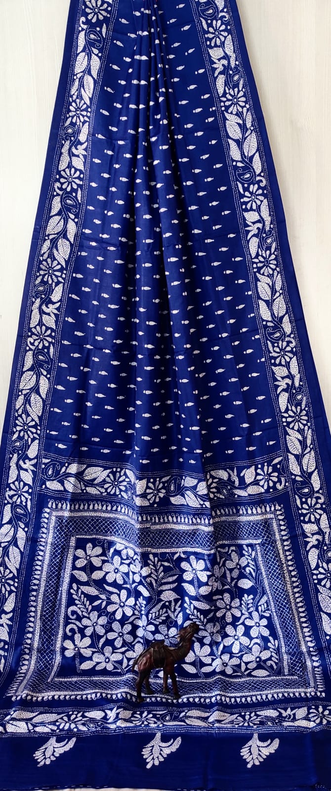 Hand Kantha on blended silk with blouse piece