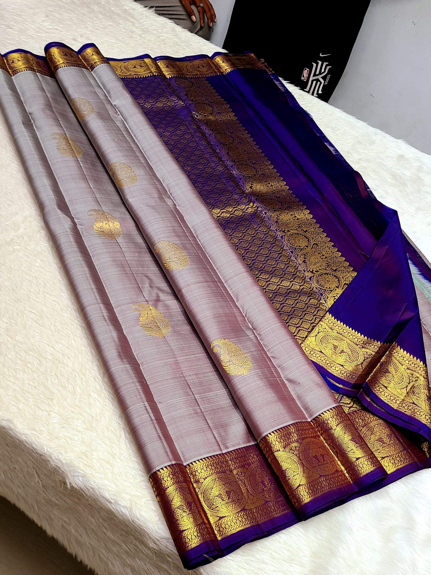 Karumariamman | 1G Gold Kanjeevaram Saree