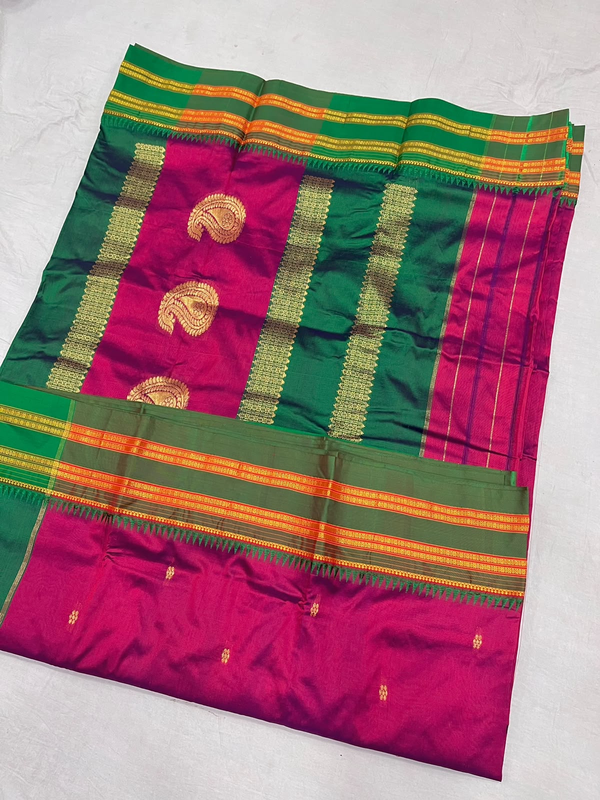 *Narayanpeth silk saree*
Running blouse 
Shoulder butti 
Pure silk
*Price: 6300/- + ship*