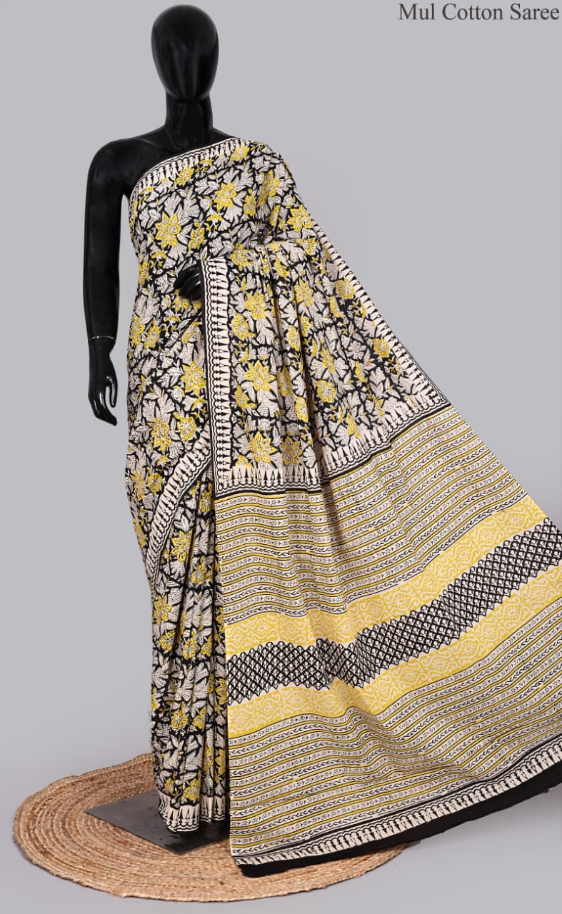 premium Traditional Mulmul CottonBeautiful Pure Soft Mulmul Cotton Sarees available*
Size: 6.30 mtr with blouse 