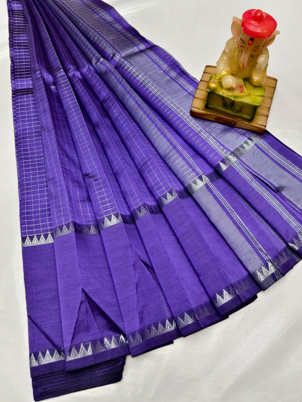 Mandira | Mangalagiri pattu saree