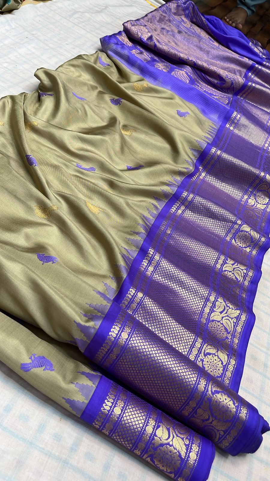 ✨✨Pure Gadwal Traditional Kuttu
 Kanchi Big Border Pattu Sarees ✨✨