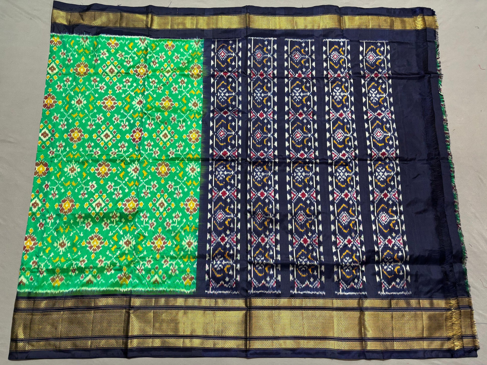Latest and Exclusive ☝🏻☝🏻☝🏻
*IKKAT SILK  SAREES*
👉🏻 *EXCLUSIVE SILK SAREES*
*Silk mark Certified * 