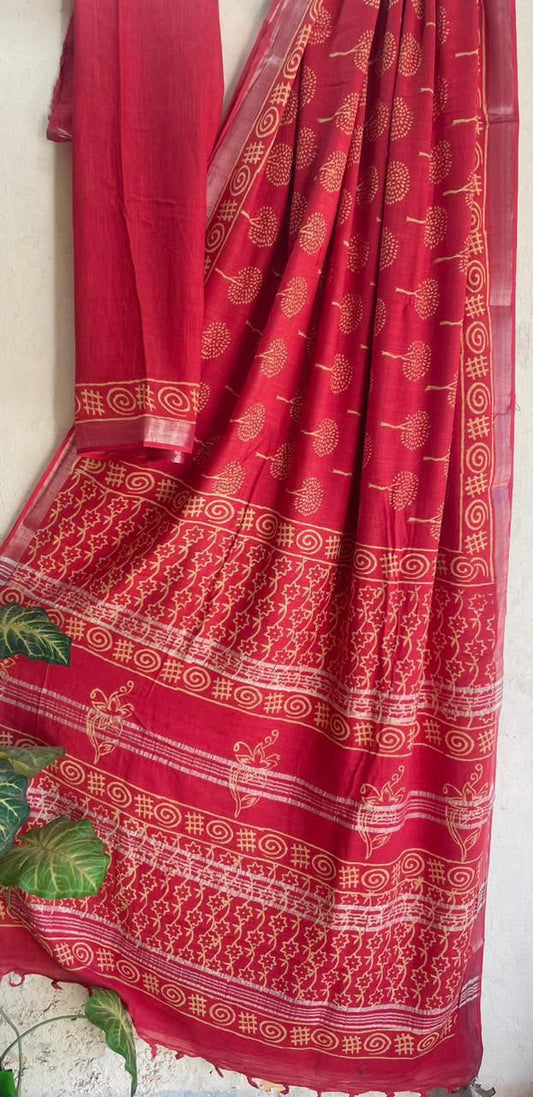 👌🏻Linen collection 👌🏻
.... *Hand* block printed linen saree with blouse.....
Size 6.5 with blouse
Natural dye n colour
 
Pure hand ( without screen print ) 