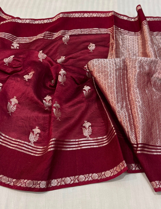 Exclusive Pure Katan Silk Handloom Saree
All-Over Alfi Boota | Kaduwa Border | Pista Zari Work
Rich Pallu | Running Blouse | Silk Mark Certified
Lightweight, Smooth & Soft