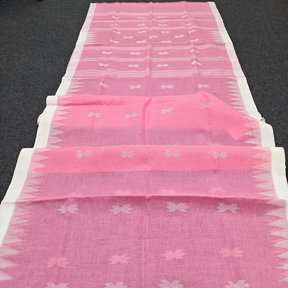 Authentic handloom
 monipuri cotton saree
With bp
