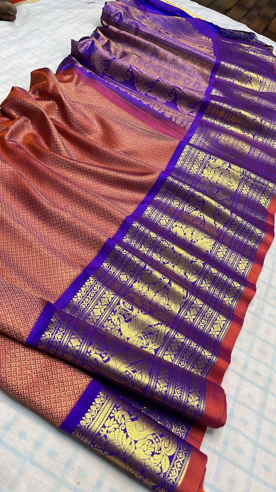✨✨Pure Gadwal Traditional
          Border Brocade 
          Pattu Sarees ✨✨