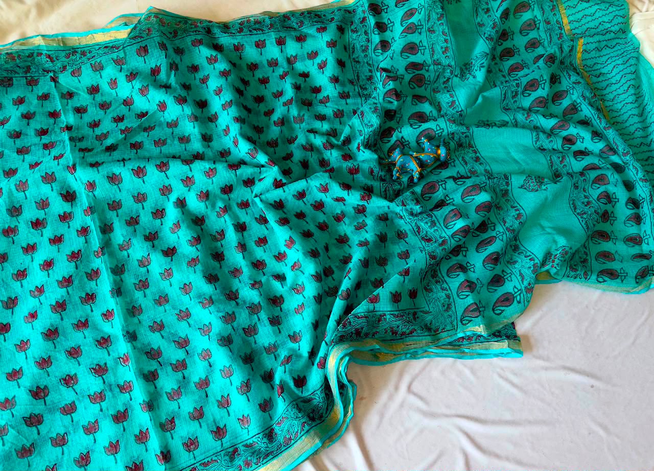 Summer special collection
Vanaspati ajark print

Kota saree new collection of Bagru print 
New collection Saree Kota Doriya .
Hand made 
Block print , Dabu print , Bagru print , vaspati print, ajark prijt
Saree length 5.5 mtr
Blouse.  80cm
Hand block printed.
