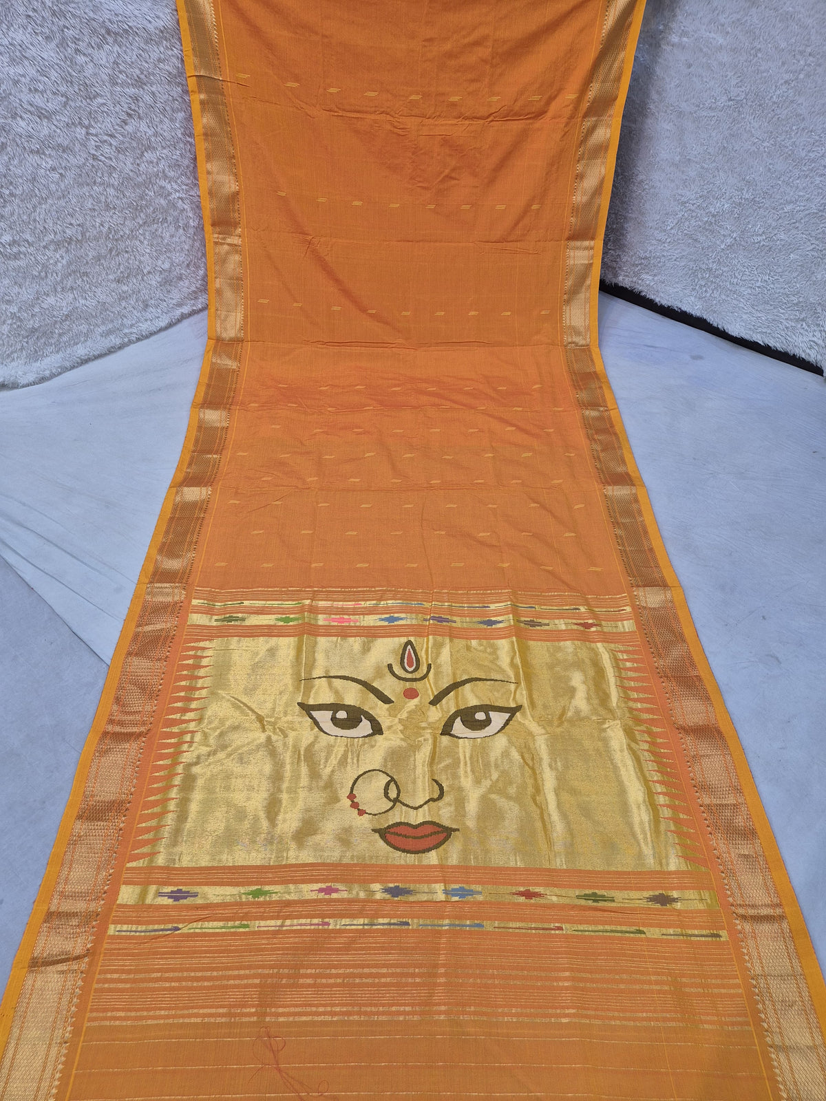 Yeola cotton paithani*
Pure cotton 
Handloom saree
Traditional Narali border 
Running blouse 
Shoulder butta 