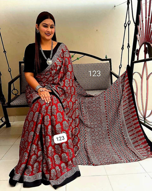 
🥻 Pure Modal Silk  Saree 🥻
🏕️ Natural / Vegetable Dyeing with Ajrakh Hand-Block Print

📦 All pics available
🎨 New colours / new patterns added 6.50...Full  saree  ..45..with 
