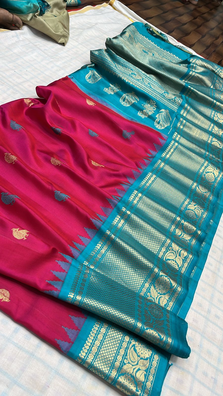 ✨✨Pure Gadwal Traditional Kuttu
 Kanchi Big Border Pattu Sarees ✨✨