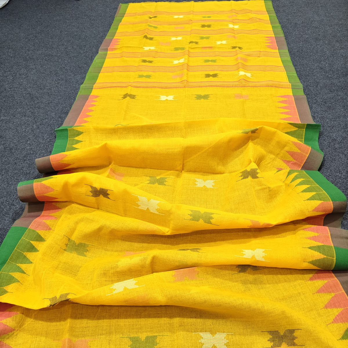 Authentic handloom
 monipuri cotton saree
With bp
