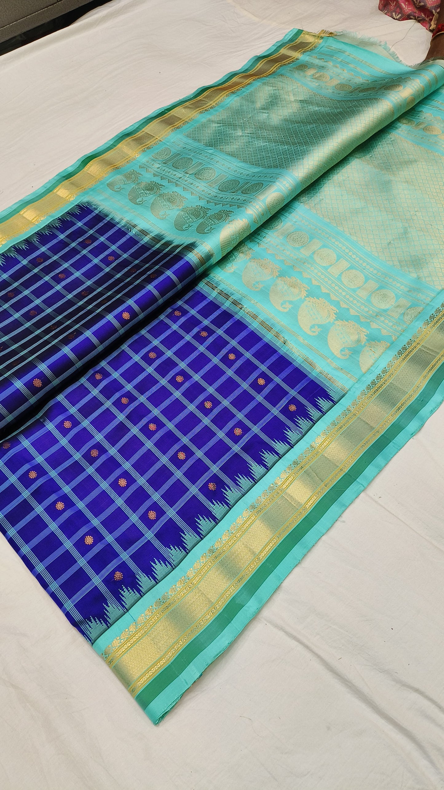 Akasa-Gadwal| Gadwal Sarees in pure Silk