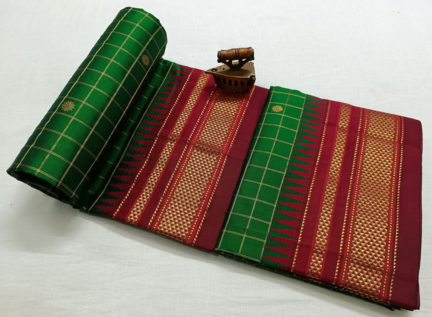 Amruta-ilkal-pure-silk-saree Checked Ilkal Pure Silk Saree