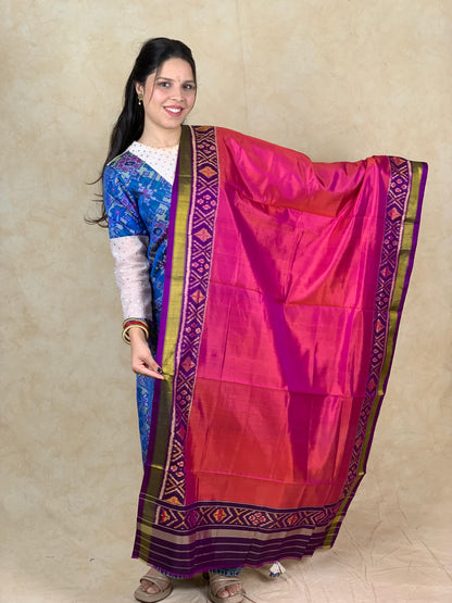 Ikshita | SINGLE IKAT PATOLA SILK DUPPATA
