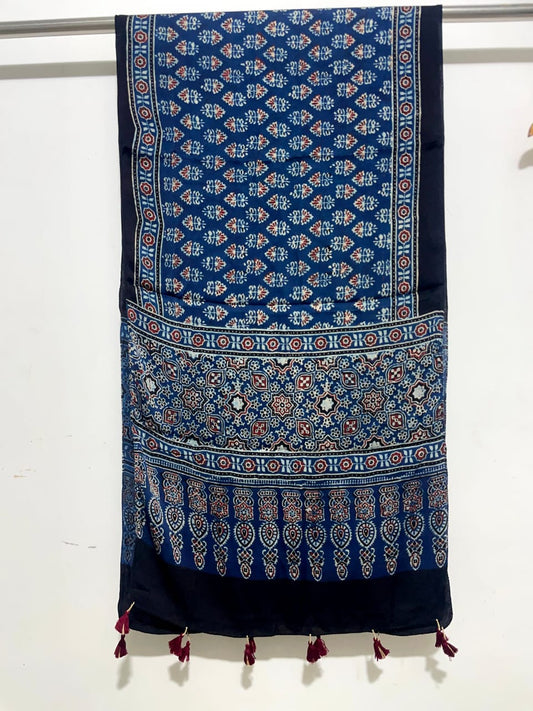 Aadhya | Ajrakh Stole