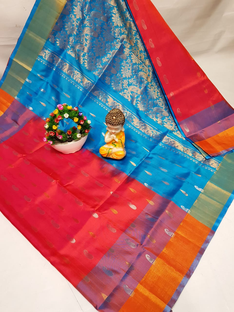Urusha | Uppada Pattu Saree