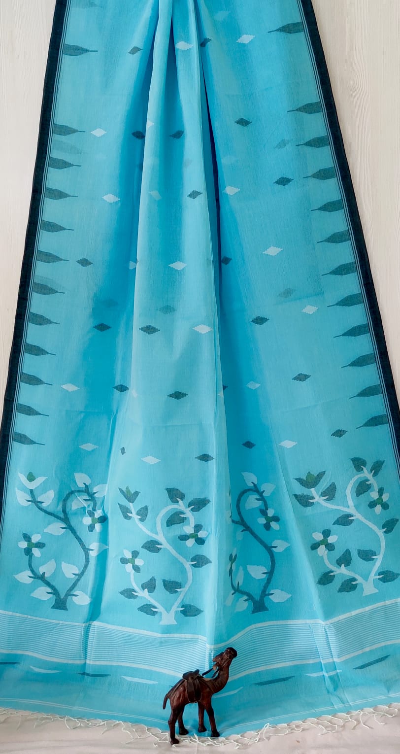 Very exclusive,Beautiful 100 Count pure 
Cotton by Cotton Hand Spoon jamdani 
with temple border with very 
elegant jamdani motif pallu
Without bp