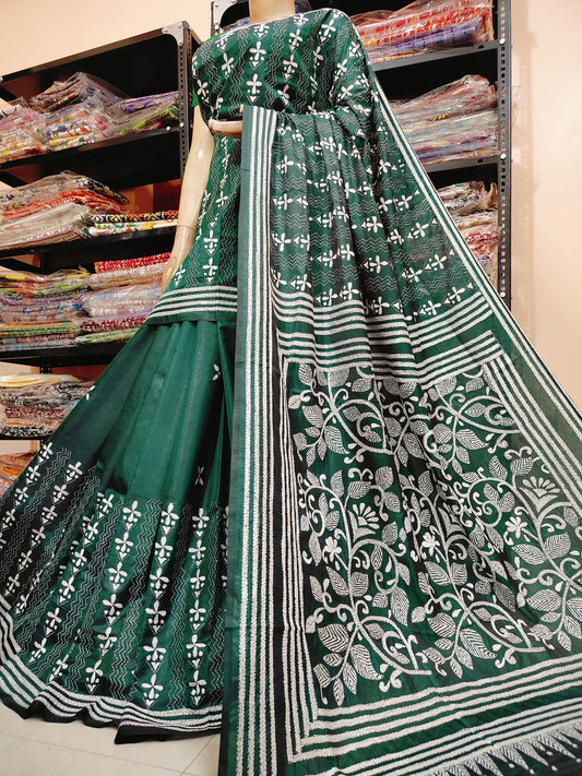 Traditional Shantiniketan hand Kanthastitch saree On 
Belendend bangalore silk Material 
With Kanthastitch Work Bp