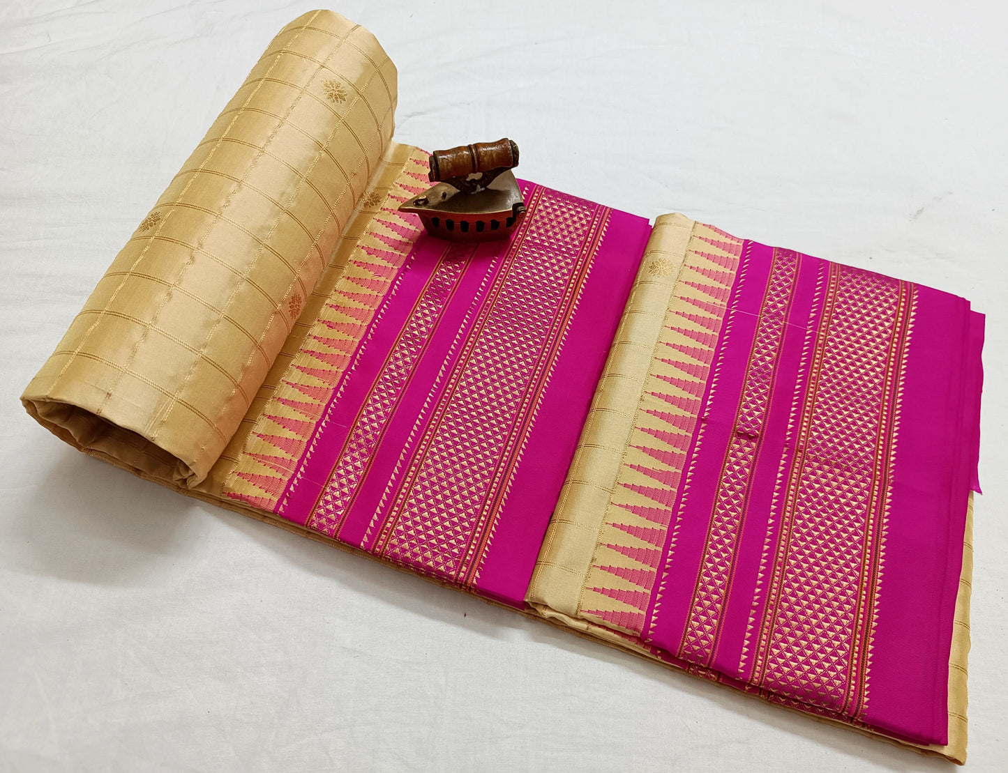 Ankita-ilkal-pure-silk-saree Checked Ilkal Pure Silk Saree